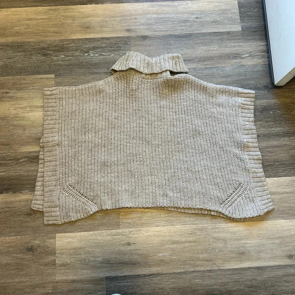 ANTHROPOLOGIE Women’s Moth Poncho Wool Knit Alpaca One size - Picture 12 of 12